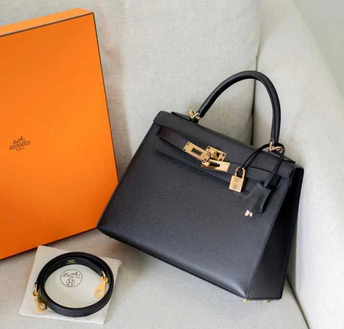 hermes-kelly-sellier-28-black-epsom-gold-hardware thumbnail 9