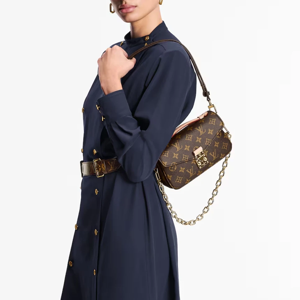 louis-vuitton-lv-monogram-pochette-metis-east-west-bag thumbnail 2