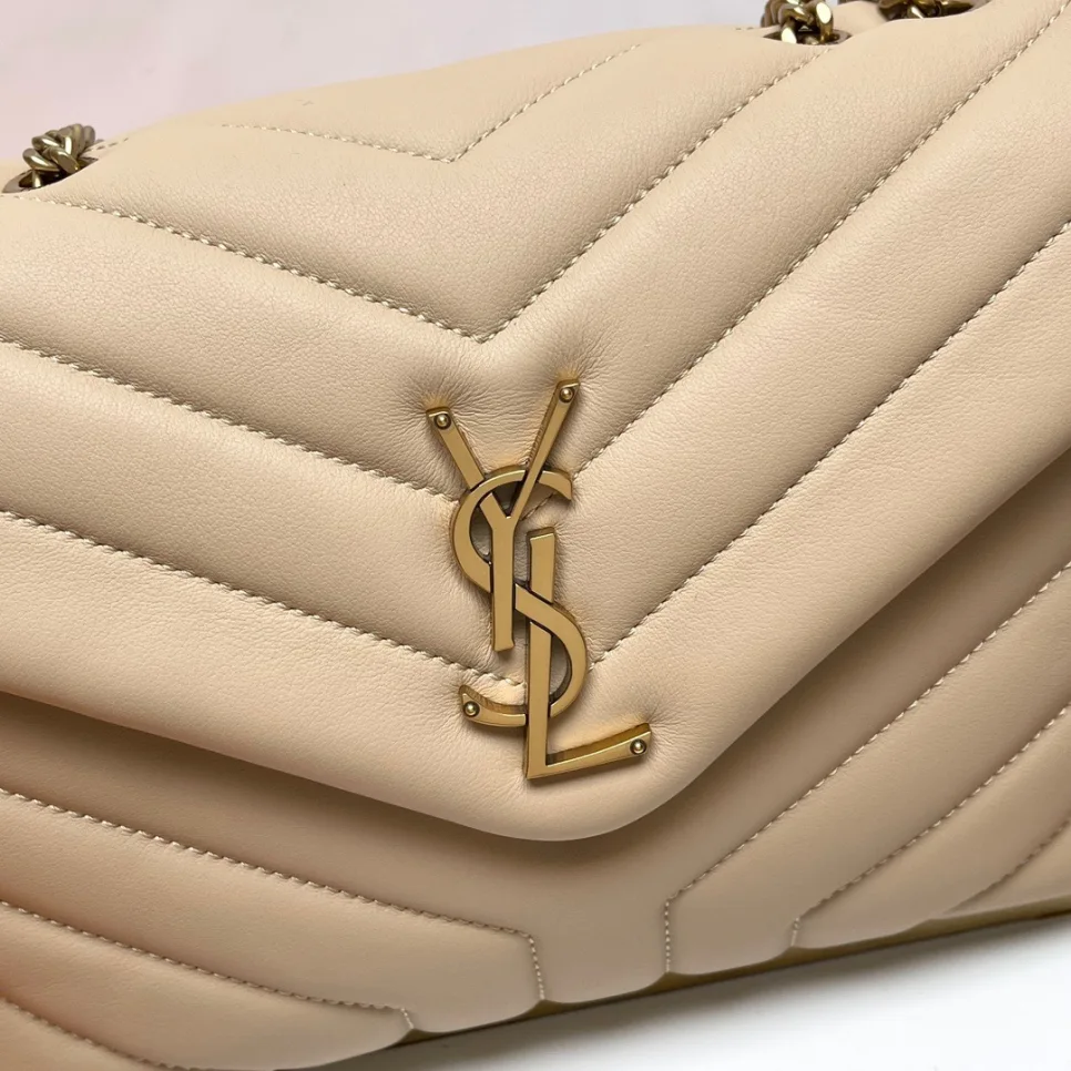 aint-laurent-loulou-small-quilted-leather thumbnail 9