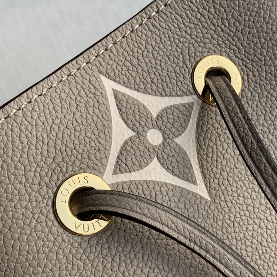 louis-vuitton-lv-neonoe-mm-bucket-bag thumbnail 4