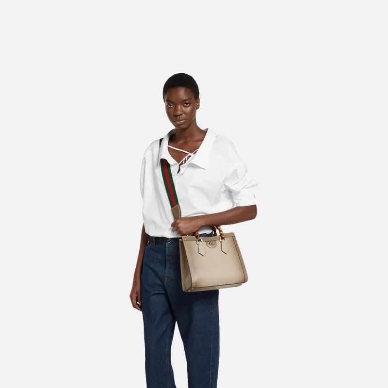 gucci-medium-diana-shopping-bag thumbnail 7