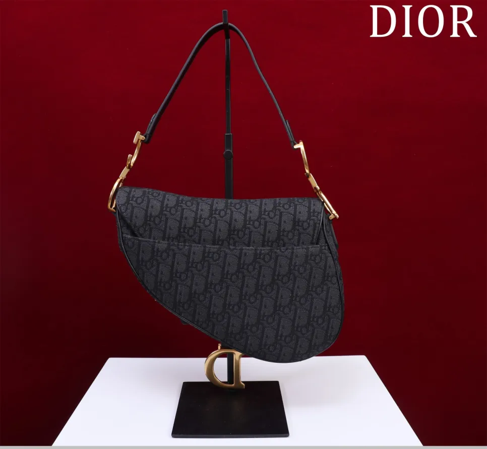 dior-saddle-handbag-oblique-jacquard-black thumbnail 4
