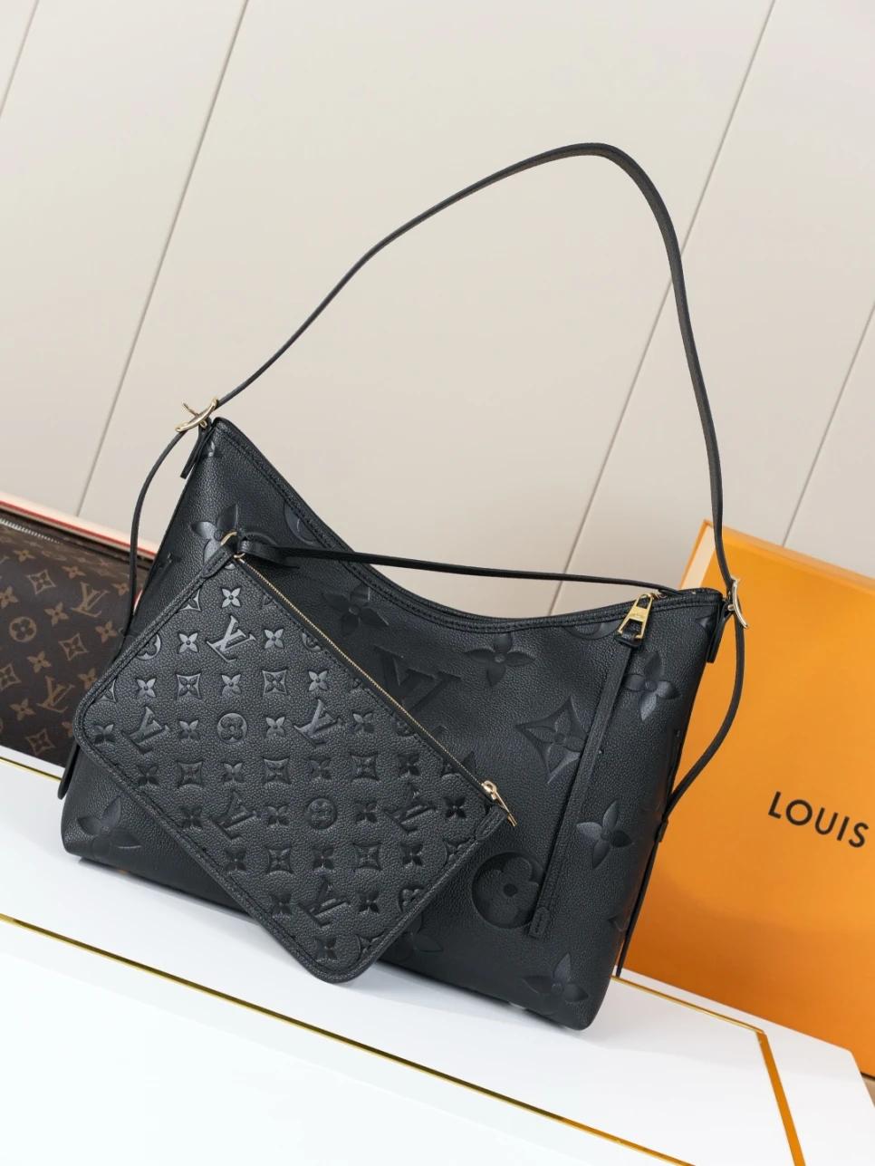 louis-vuitton-lv-carryall-mm-black thumbnail 3