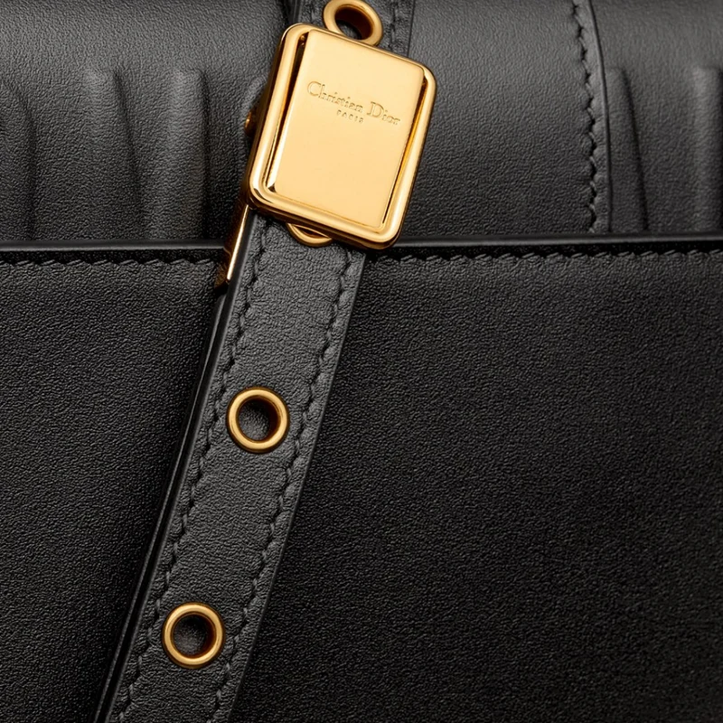 dior-30-montaigne-east-west-bag-with-chain thumbnail 6