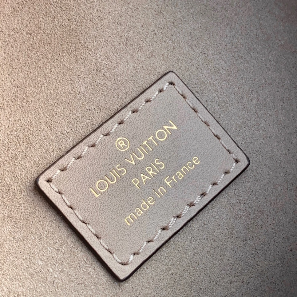 louis-vuitton-lv-neonoe-mm-bucket-bag thumbnail 9