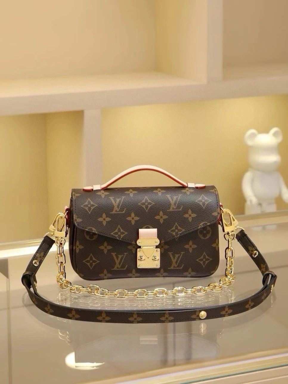 louis-vuitton-lv-monogram-pochette-metis-east-west-bag thumbnail 3