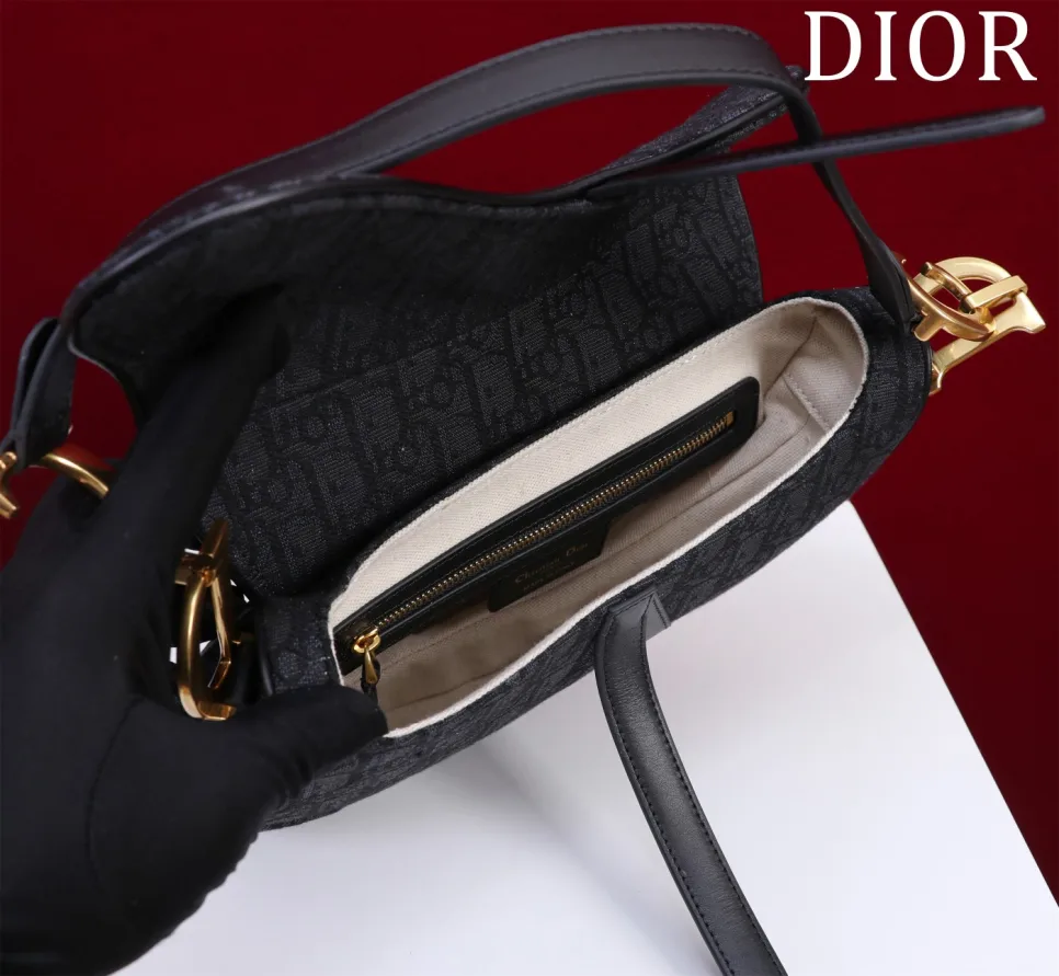 dior-saddle-handbag-oblique-jacquard-black thumbnail 7