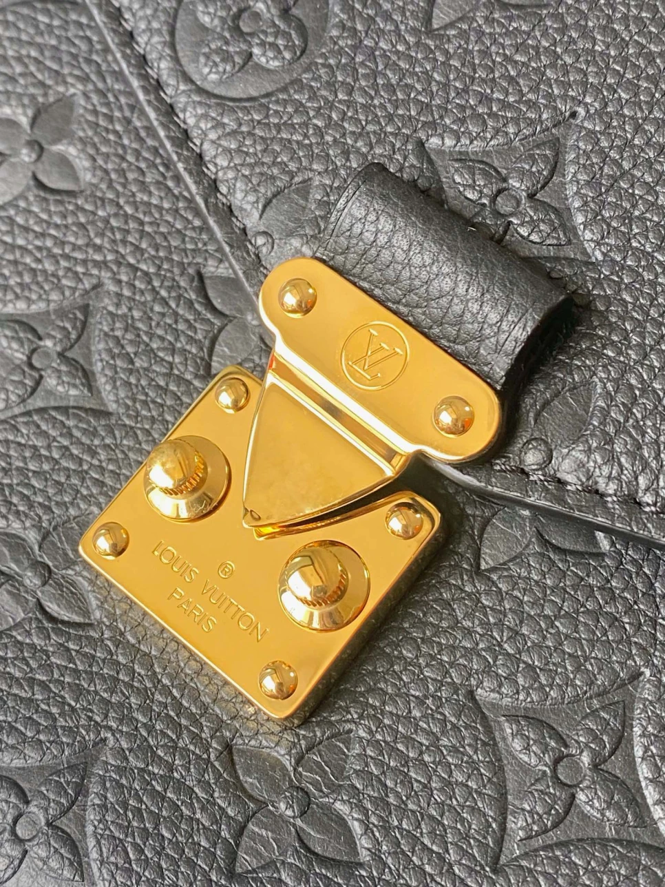louis-vuitton-empreinte-monogram-leather-black-pochette-metis thumbnail 11