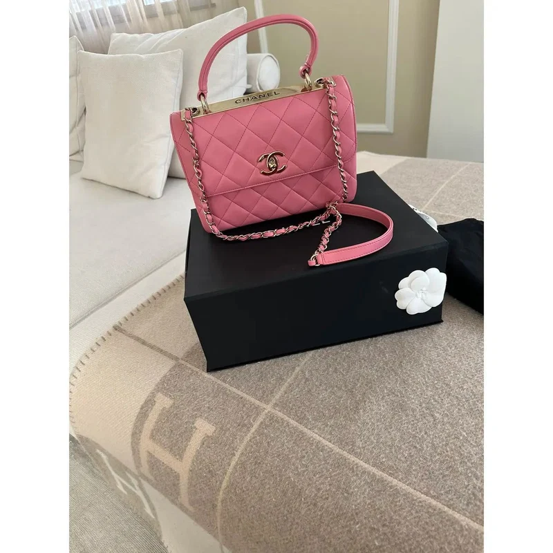 chanel-trendy-cc-flap-bag-small thumbnail 10