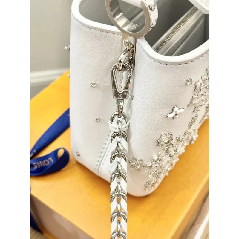 louis-vuitton-capucines-mini-bag thumbnail 10