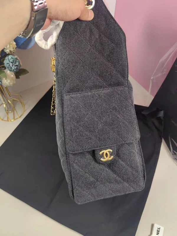 chanel-25-medium-shoulder-bag thumbnail 7